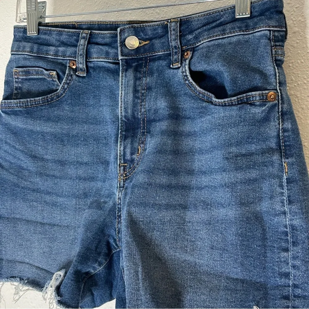 H&M chic dark
